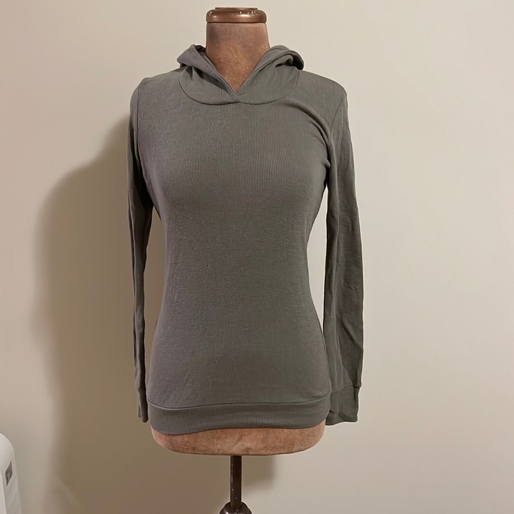 Brand new Next Level women’s Hoodie 60/40